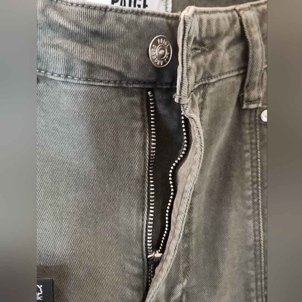 Paige Alexis Cargo High Rise Barrel Leg Jean In Ivy Green. NWT. Size 28 - Picture 3 of 10
